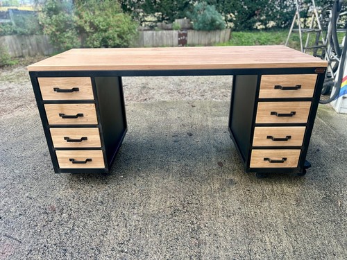 Bureau design industriel - , 8