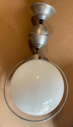 Ancien monte baisse luminaire