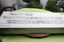 UN    COFFRET   COMPLET