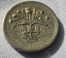 RARE Avec Erreur D'écrire Renverser 1984 Rein Elizabeth II pièces d'une livre 