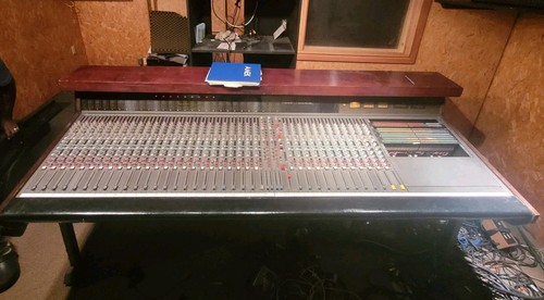 Amek angela analog mixing - amek,