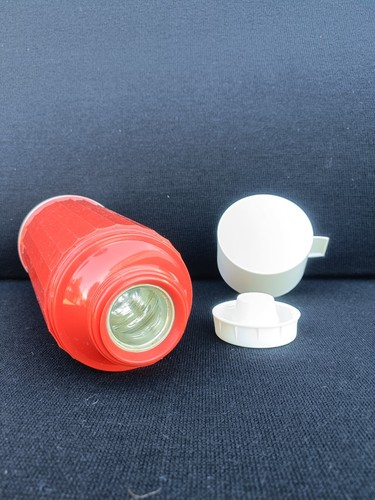 Thermos vintage rouge