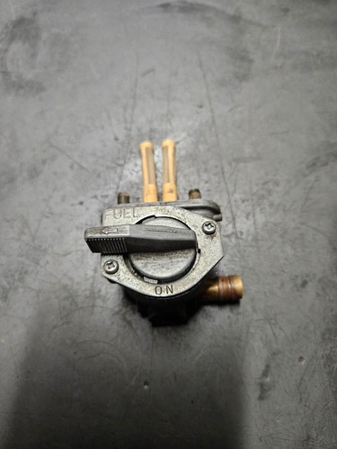 Robinet essence yamaha - d'essence,