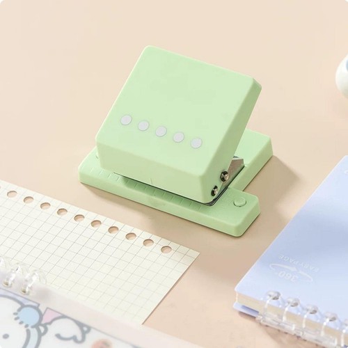 Perforatrice pour feuilles