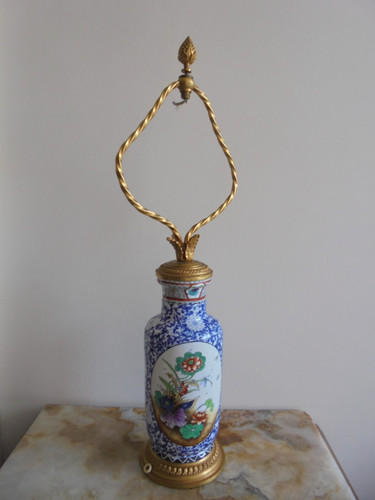 Ancienne jolie lampe - dans, le