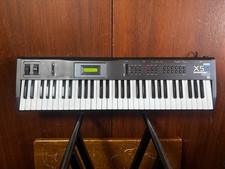 Synthétiseur de musique Korg