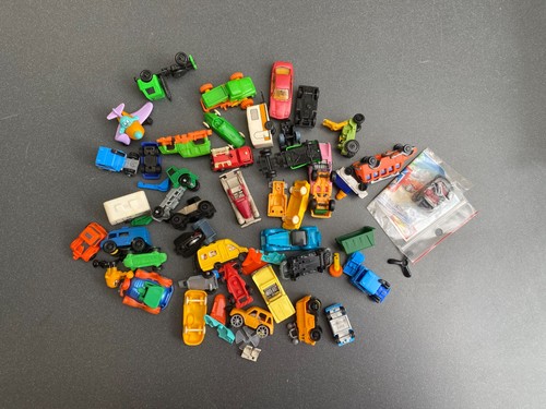 Lot figurines et - lot,