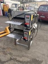 four à pizza électrique