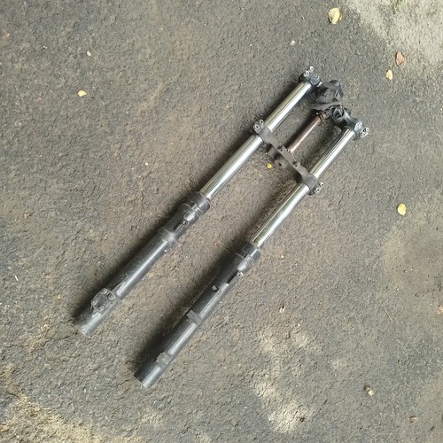 Fourche honda 650 slr 2000 - honda,