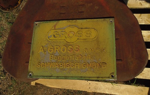 Plaque une ancienne grue - plaque,
