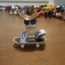 Vtg X-Concepts 2001 Tech Deck Dude DUKE Bounty Hunter Original w/Board-Magnetic