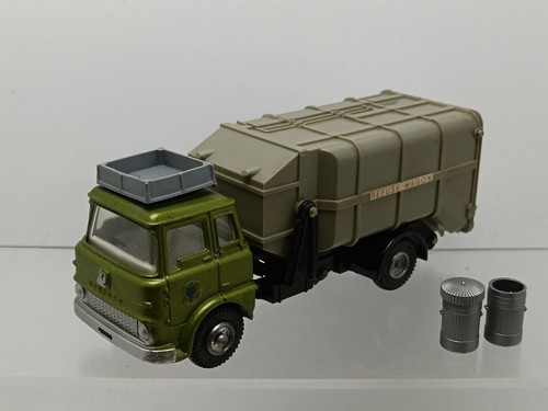 978 dinky toys bedford tk - -,