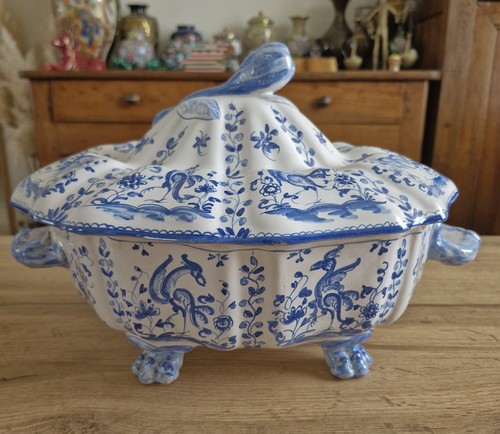 Rare ancienne soupière - , en