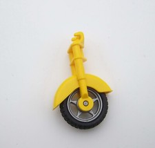 PLAYMOBIL (CC124) TELEVISION - Yellow Front Fork with Moto Wheel TVI 3847