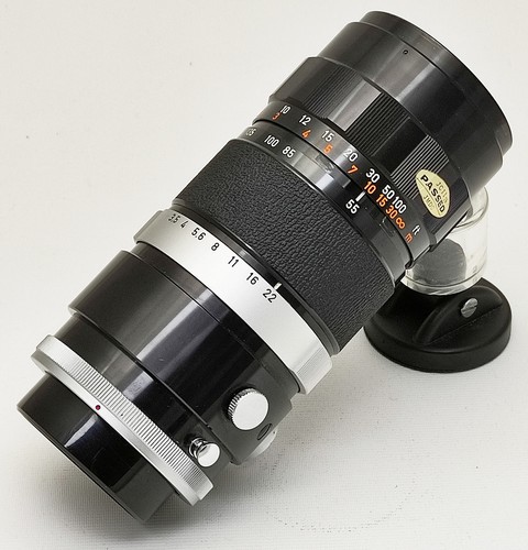 Canon zoom 135mm - fl, f3.5