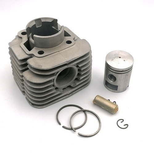 Cylinder and piston - cylinder,
