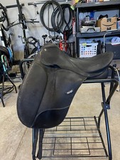 17.5" Wintec Pro Wide Dressage Saddle