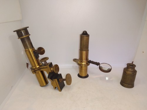 Ancienne piece microscope - de,