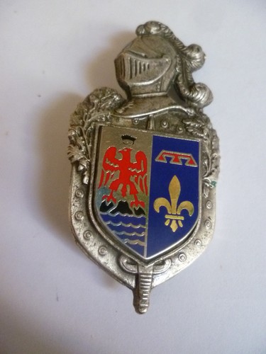 Ancien insigne pucelle - insigne,
