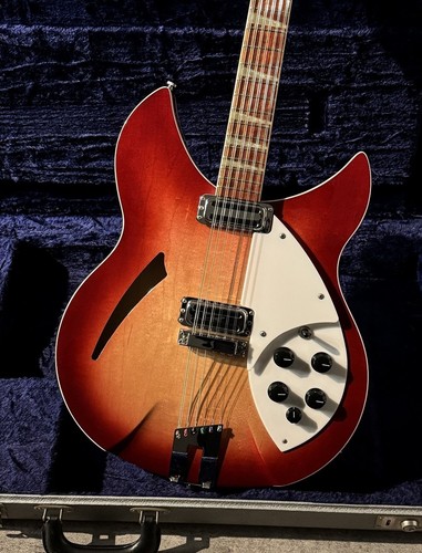Rickenbacker 360 v64 - 360/12,