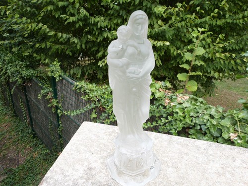 Vierge enfant en - à, cristal