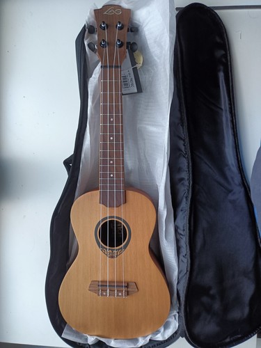 Lag guitare tiki - tiki, 10c