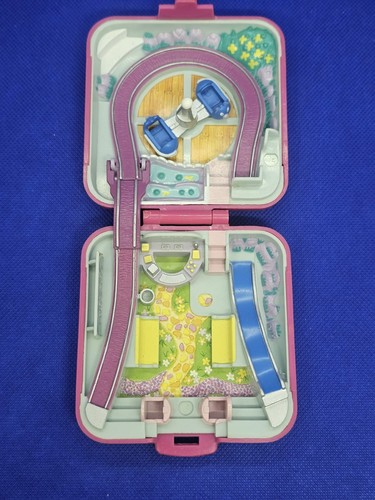 Polly pocket world - pocket,