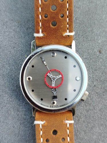 Montre française akteo thème - française,