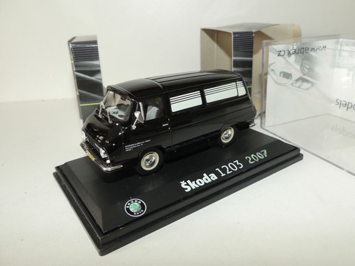 Skoda 1203 funeral - skoda,