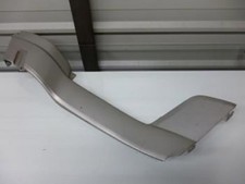 Cache latéral droit origine