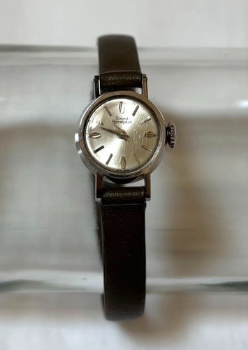 Montre manuelle vintage girard - vintage,
