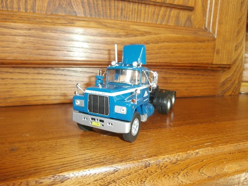 Camion tracteur mack serie - camion,