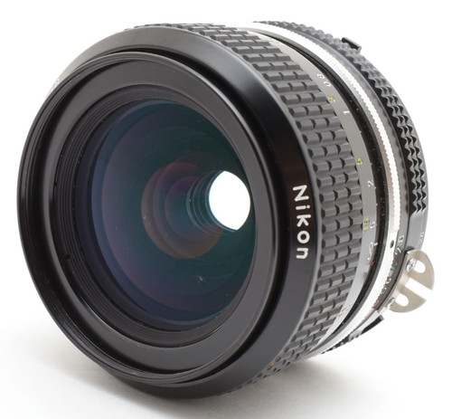 Objectif grand angle nikon - angle,
