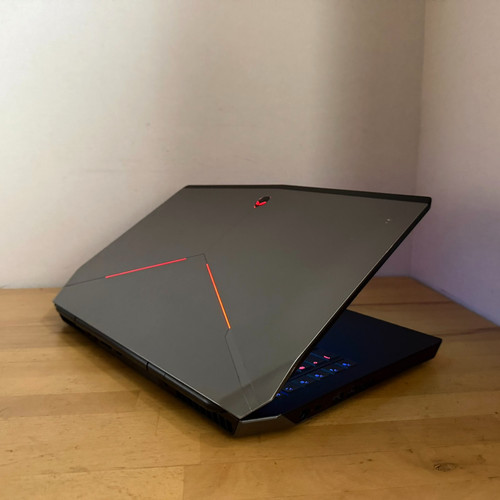 Portable gamer alienware - gamer, |