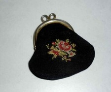 Ancien petit porte-monnaie