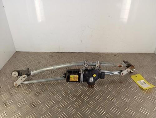 Moteur essuie glace avant