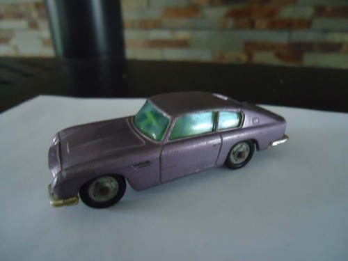 Husky aston martin db6 - husky,