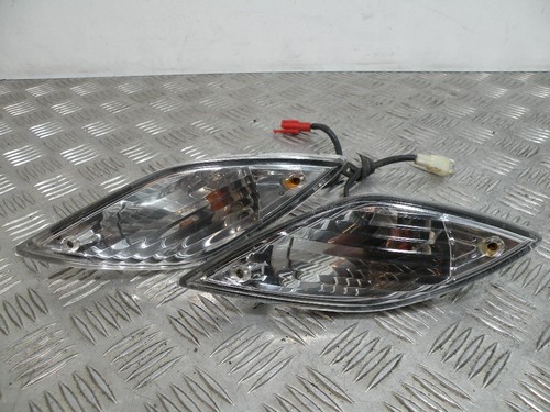 Clignotants arrière sym 125 - arrière,