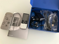 Nokia 6700 classic with accessories