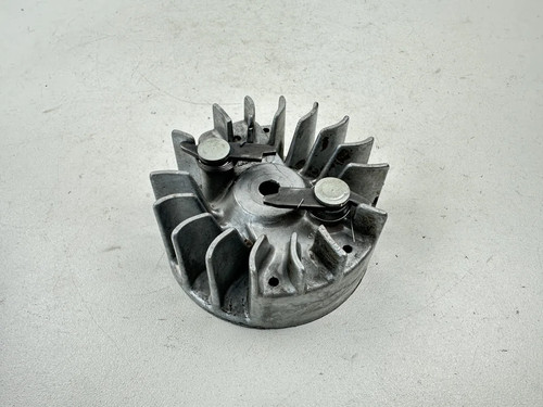 Volant magnétique rotor - magnétique,