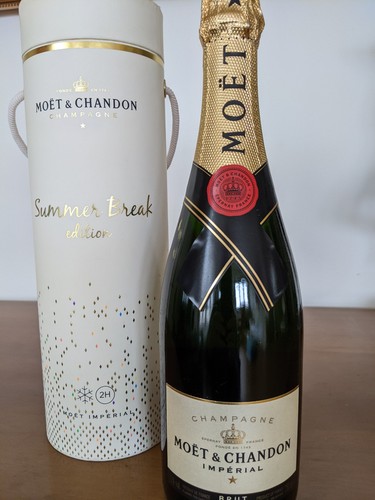 Champagne moet chandon - &,