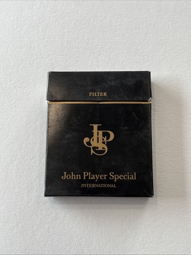 Ancien paquet cigarettes vide - paquet,