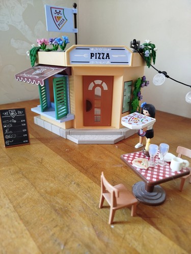 Playmobil city life - playmobil:,