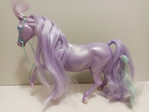 Cheval dame boucleline - cheval,