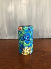 JOLI PETIT VASE ROULEAU