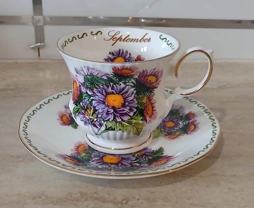 Tasse soucoupe porcelaine - tasse, et