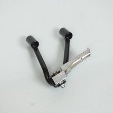 Platine de repose pied