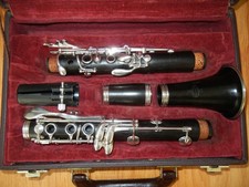 Buffet E11 Wood Bb: Silver Plated Keys,  All New Pads plus New Nova Mouthpiece!