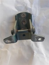 CHARNIERE DE PORTE AVANT