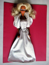 BARBIE in WHITE LONG DRESS and matching BOLERO (86-3)